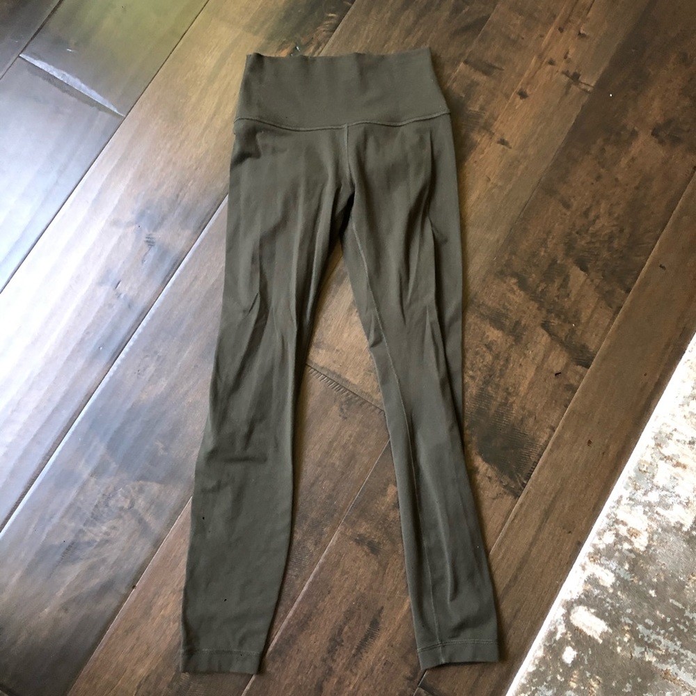 Size 4 lululemon Green Color